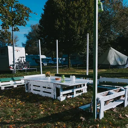 Oktoberfest Glamping