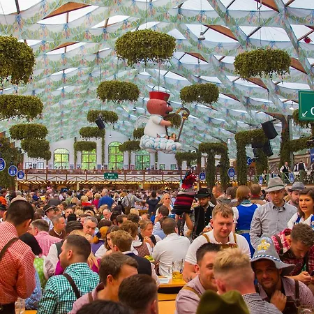 Oktoberfest Glamping